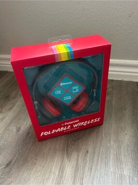 Polaroid foldable Bluetooth wireless headphones in red